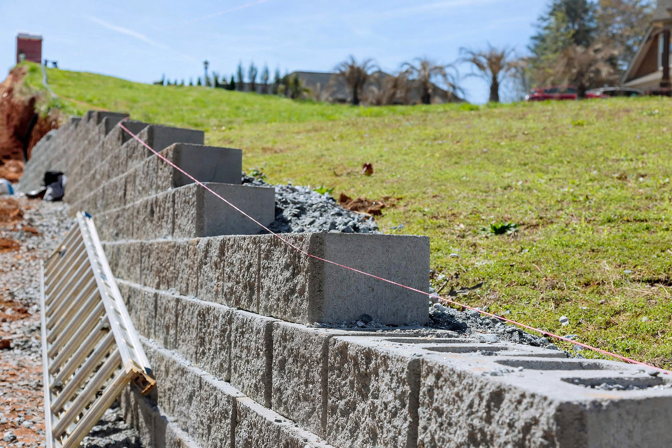 Retaining wall construction in Fontana, CA